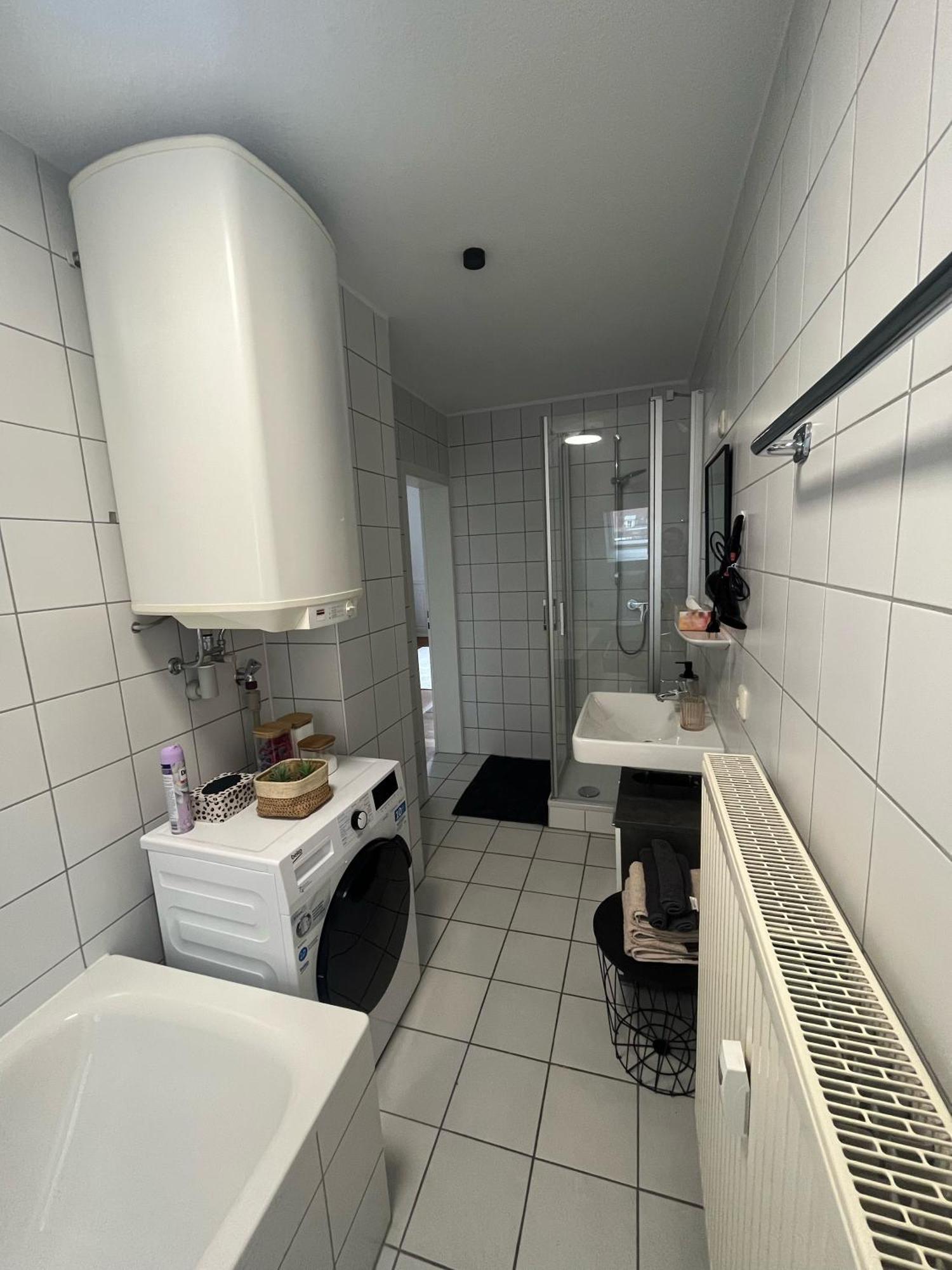 Charmante Altbauwohnung Apartment *